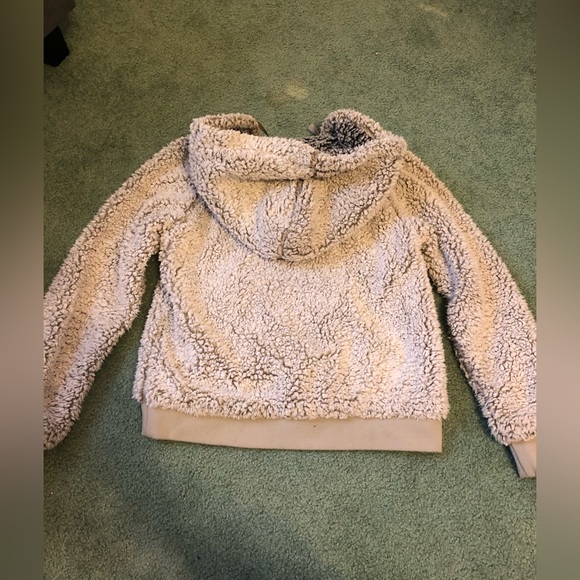 Thread Supply Super Soft Sherpa V-Neck Hoodie - Picture 5 of 9